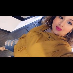 Meet your Posher, Destiny